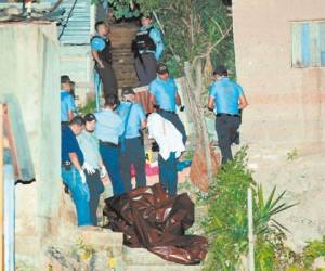 Cuatro muertos dejó una balacera ocurrida la noche del sábado en la colonia Villa Nueva.