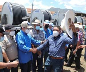 El mandatario Hernández implemento un plan de apoyo a los productores de Olanchito.