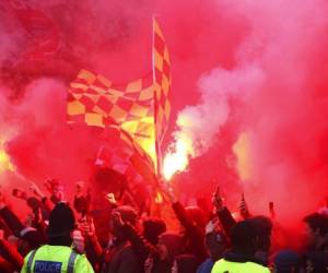 Así se vive este martes en la vuelta de las semifinales de Liga de Campeones en Anfield. (Foto: AP)