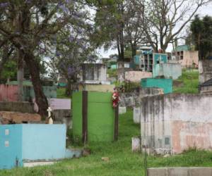 Los camposantos municipales de la capital han colapsado como consecuencia del tiempo que han permanecido en uso. Las autoridades de la Alcaldía han adquirido un nuevo espacio.