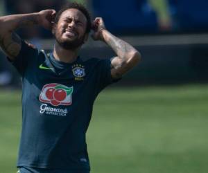 Neymar es una de las figuras más famosas de la selección brasileña. (AFP)