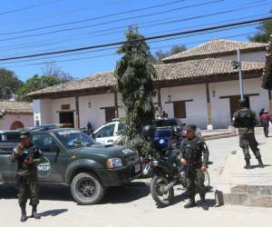 Elementos de seguridad han sido desplazados a los municipios para brindar seguridad a la población. Foto: Alex Pérez