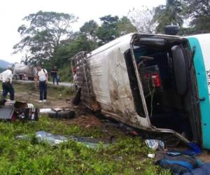 Así quedó la unidad tras el accidente en el que resultaron heridas seis personas.