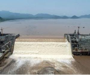 Etiopía construye la Gran Represa del Renacimiento en el río Nilo. Foto: Agencia AFP.