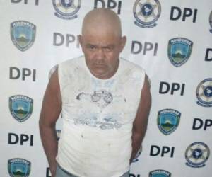 El capturado Germán Antonio Estrada Reyes (64) es originario de el municipio de Cedros en Francisco Morazán, pero, residia hace varios años en Cortés. Foto Cortesía DPI