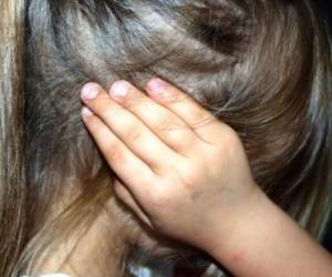 El dolor de oídos es más común en niños que adultos, según expertos. Foto: Pixabay