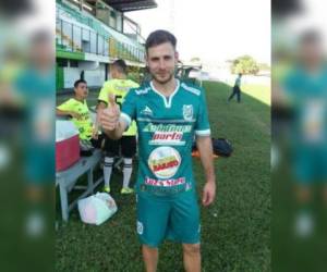 Emiliano Nicolás Forgione es un jugador argentino, nacionalizado italiano, que suma este 2017 a las filas del equipo hondureño Platense.