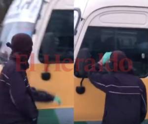 Los encapuchados golpearon las ventanas de los busitos para exigir a los motoristas y usuarios que se bajaran rápidamente. Foto captura