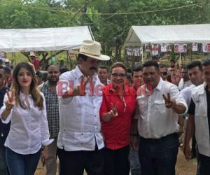 José Manuel Zelaya Rosales junto a Xiomara Castro y su hija 'Pichu' Zelaya.