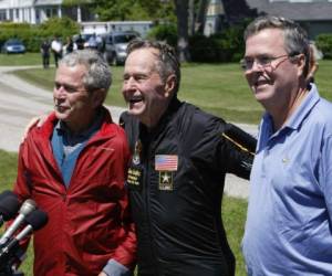 El mayor de los Bush ha respaldado a todos los candidatos republicanos en las últimas cinco elecciones, pero no tiene planes de apoyar a Trump. (foto: AP)