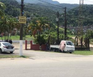 Los cuerpos estaban en un vehículo en el barrio de Frade, Brasil. Foto. Cortesía.