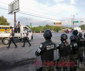 A pesar del llamado a movilizaciones, las calles permanecían tranquilas durante la mañana de este viernes.