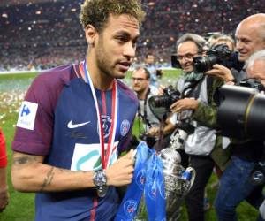 Neymar llegó la pasada semana a Francia para continuar con su recuperación, pensando en su gran prioridad, poder jugar el Mundial de Rusia. Foto:AFP