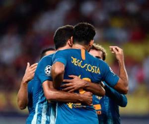 Celebración del gol de José María Giménez tras finalizar el primer tiempo del partido entre el Mónaco y el Atlético de Madrid. Foto:AFP