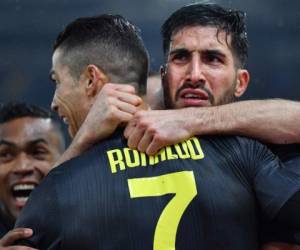 Tanto perdonar acabó pasando factura al equipo romano, que se encontró con un penal en contra por derribo a Cancelo que transformó Cristiano Ronaldo en el definitivo 2-1. Foto / AFP