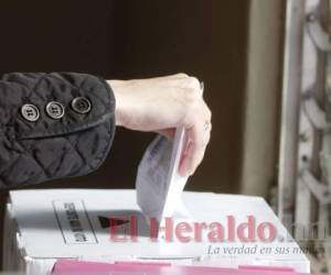 El RNP todavía está pendiente de entregar 1.5 millones de tarjetas de identidad mientras la vieja perderá su vigencia el 15 de agosto salvo que el Congreso Nacional decida otra prórroga. Foto: David Romero/El Heraldo