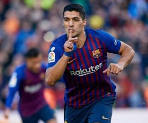 Luis Suárez, atacante del FC Barcelona, anotó un triplete ante Real Madrid en octubre de 2018. (AFP)