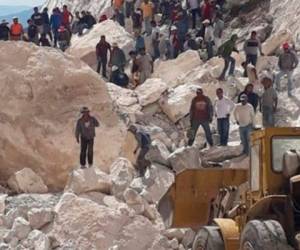 El director de Minería del estado de Chihuahua, José Jabalera, dijo por su parte que los tres trabajadores que murieron ya fueron identificados. FOTO: Captura vídeo