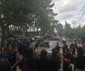 Hasta el lugar llegaron las autoridades penitenciarias y los familiares de los privados de libertad. Foto cortesía Cope