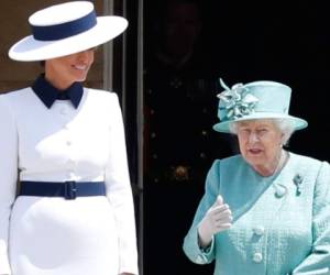 Melania y Donald Trump se encuentran de visita en Inglaterra. (AFP)