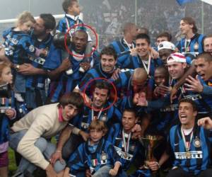 Suazo y Figo compartieron camerino en el Inter en 2008. Foto: El Heraldo.