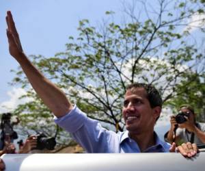 Este sábado Juan Guaidó encabezó una concentración en Guarenas, a las afueras de Caracas. FOTO: AFP
