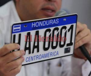 Exactamente 24 meses durará el cambio de 1.8 millones de placas vehiculares que hay en Honduras.
