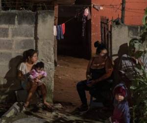 Foto del 30 de noviembre donde la policía acude a la escena de un crimen en San Pedro Sula, Honduras. Foto: AP.