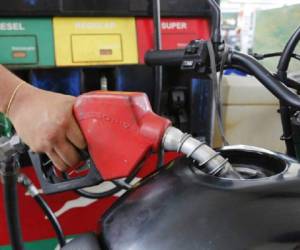 La gasolina superior registró un incremento de ocho centavos por galón y su nuevo valor es de 83.72 lempiras
