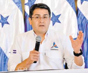 El presidente de la República, Juan Orlando Hernández, dijo el lunes que está a la espera de que el Congreso Nacional envíe las reformas a la Ley de Tarjetas de Crédito para sancionarla.