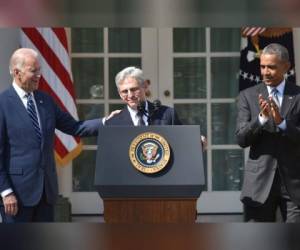 En esta foto de archivo tomada el 16 de marzo de 2016, el juez Merrick Garland habla después de que el presidente de Estados Unidos, Barack Obama, junto con el vicepresidente Joe Biden, anunciaran la nominación de Garland a la Corte Suprema de Estados Unidos, en el Rose Garden de la Casa Blanca. Foto: AFP