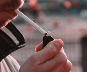 El tabaco mata a más de 8 millones de fumadores cada año y 1,2 millones de personas más mueren debido al tabaquismo pasivo.