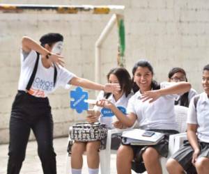 En los diferentes centros educativos de la capital se realizarán distintas charlas con testimonios motivacionales. Cortesía Secretaría de Seguridad