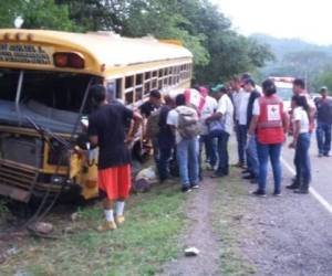 El accidente se registró a la altura del municipio de Chinda, Santa Bárbara, al noroccidente de Honduras, ocasionando tráfico pesado en la zona. Foto: Cortesía.