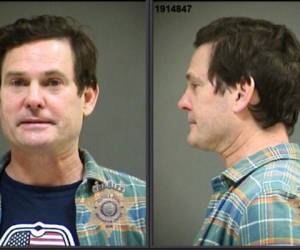 El actor Henry Thomas en fotos policiales proporcionadas por la oficina del alguacil del condado de Washington. Las autoridades dicen que Thomas, quien de niño protagonizó 'E.T. the Extra-Terrestrial' ('E.T., el extraterrestre'), fue arrestado por conducir ebrio en Oregon. Foto: AP.