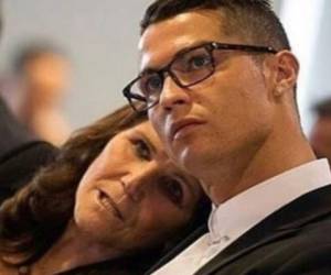 La madre de Ronaldo no vive en Turín con su hijo sino en Funchal. Fotos cortesía Instagram @doloresaveiroofficial