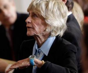 En esta foto de archivo del 20 de enero de 2011, Jean Kennedy Smith asiste a una ceremonia en el 50 aniversario de la juramentación del presidente John F. Kennedy en el Capitolio en Washington. Foto: AP.