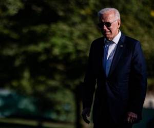 Biden, de 78 años, recibirá 'una vacuna de refuerzo contra el covid-19' de acuerdo con las pautas sanitarias estadounidenses. Foto: AFP