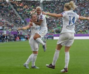 La liga francesa femenina fue suspendida a mediados de marzo por la pandemia del Covid-19. Su final definitivo se decretó el 28 de abril.