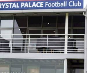 Se han instalado camas en una sala del estadio Selhurst Park para permitir un alojamiento de urgencia cuando las temperaturas bajan de los cero grados centígrados.