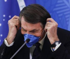 Bolsonaro dijo que si tuviera coronavirus sería como una 'gripecita' o un 'resfriadito'. Foto AFP