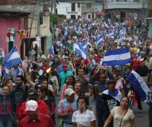 Los gremios protestaron ayer junto a las Antorchas. Foto: Efraín Salgado / EL HERALDO.