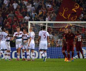 El Bayern goleó 7-1 a la Roma y entró en la historia. / AFP