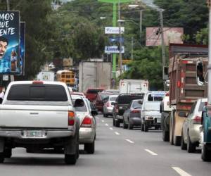 Trafico vehicular salida hacia el sur