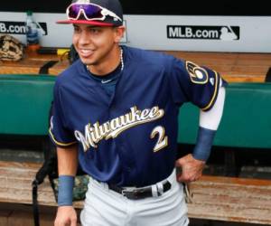 El hondureño Mauricio Dubón debutó este domingo con el primer equipo de los Cerveceros de Milwaukee en las Grandes Ligas.