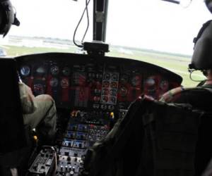 Según expertos, los pilotos que buscan aterrizar en el Aeropuerto Toncontín deben tener experiencia y conocer la pista. Foto: EL HERALDO