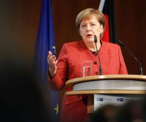 La canciller alemana, Angela Merkel, da un discurso en el Foro Económico Alemán-Ucraniano en Berlín el 29 de noviembre.