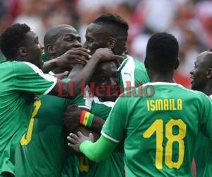 Senegal celebra el triunfo ante Polonia en su debut en el Mundial de Rusia. Foto:AFP