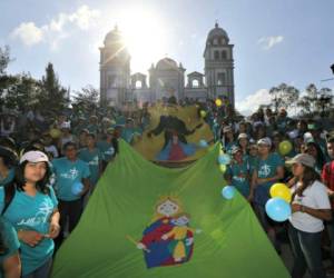 Los jóvenes llegaron desde todas partes del país para comenzar las celebraciones de la Semana Santa en Honduras. Foto: David Romero / El Heraldo.