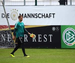 El portero del Bayern de Múnich, de 32 años, volvió a jugar por primera vez el lunes por la noche durante treinta minutos en un amistoso contra el equipo alemán Sub-20 (7-1 para el equipo absoluto). (AFP)